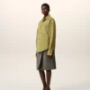 Sobrecamiseta con botones de piel de cabra verde Sobrecamiseta con botones de piel de cabra verde