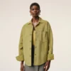 Sobrecamiseta con botones de piel de cabra verde Sobrecamiseta con botones de piel de cabra verde