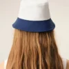 Sombrero Ami Paris de algodón azul y blanco