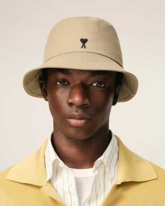 Sombrero de pescador Ami de Coeur de algodón beige