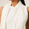 Top sin mangas con cuello lavallière de jersey blanco Top sin mangas con cuello lavallière de jersey blanco