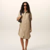 Vestido camisero ancho Ami de Coeur de lana virgen beige Vestido camisero ancho Ami de Coeur de lana virgen beige