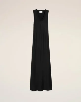 Vestido largo sin mangas de satén negro