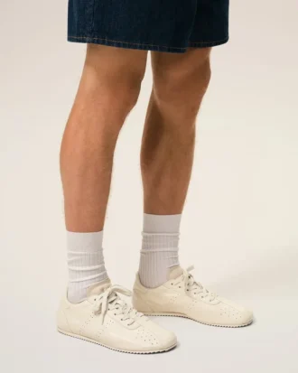 Zapatillas blandas de piel de vaca blanca