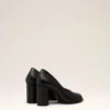 Zapatos de salón con puntera anatómica en piel negra Zapatos de salón con puntera anatómica en piel negra