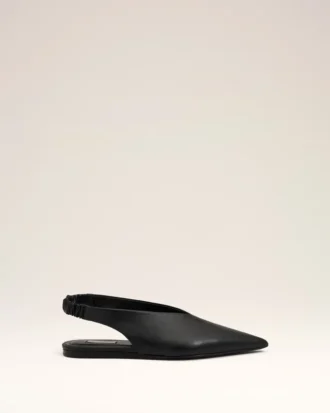 Zapatos de tacón con punta afilada de piel de cordero negra